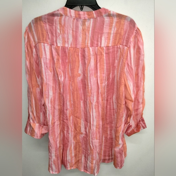 Cocomo Woman (Size 2X) Multicolor Button V-Neck Cut Roll Tab Sleeve Tunic Blouse - Picture 6 of 6